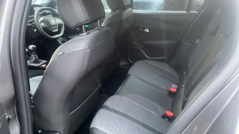 Peugeot 208 1.2 PureTech 100 Allure Premium + 5dr Petrol Hatchback